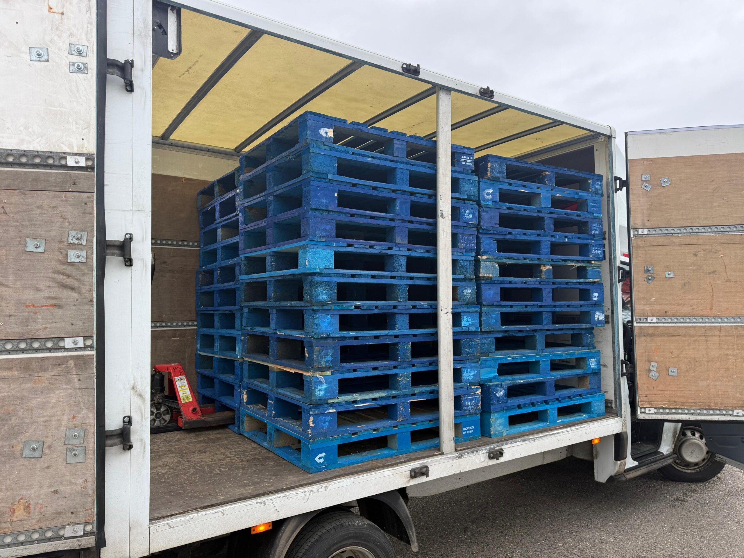 ae1e2734-942f-4771-818a-c801838f6b94